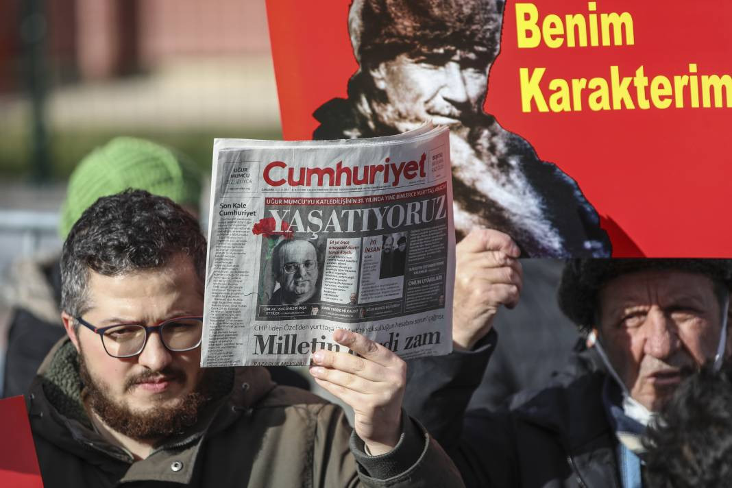 Gazeteci-yazar Uğur Mumcu ölümünün 31'inci yılında anıldı - Resim: 7